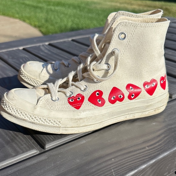 Converse Cream Sneakers with Red Heart Design - Picture 1 of 3